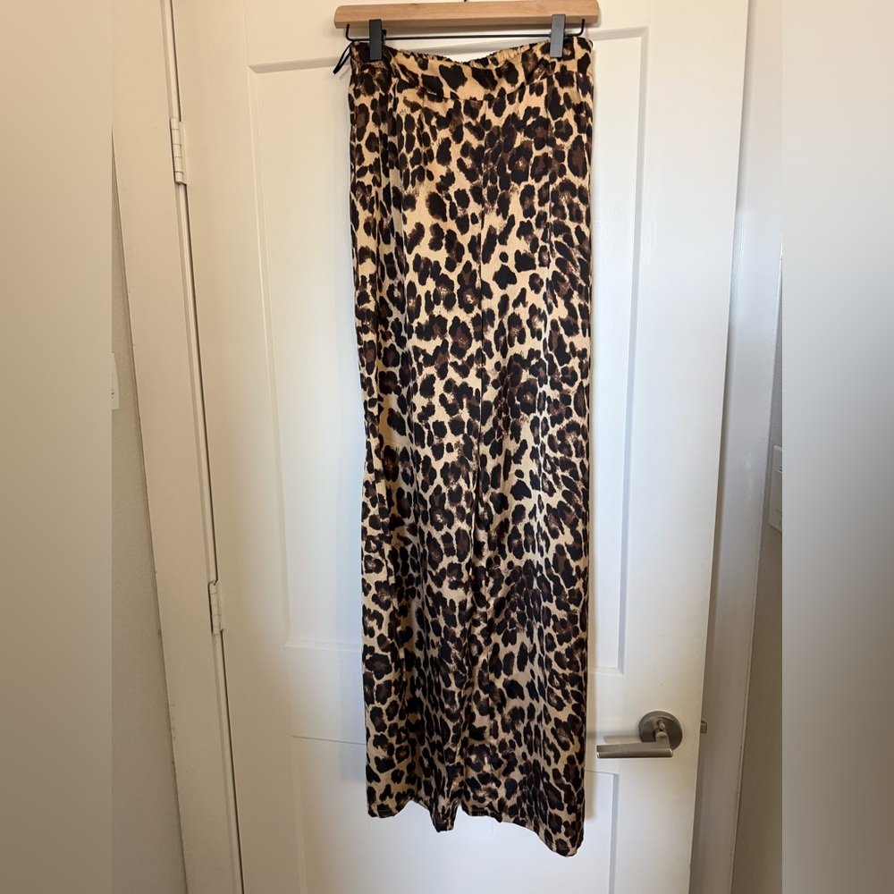 Fashion Nova Leopard Print pants